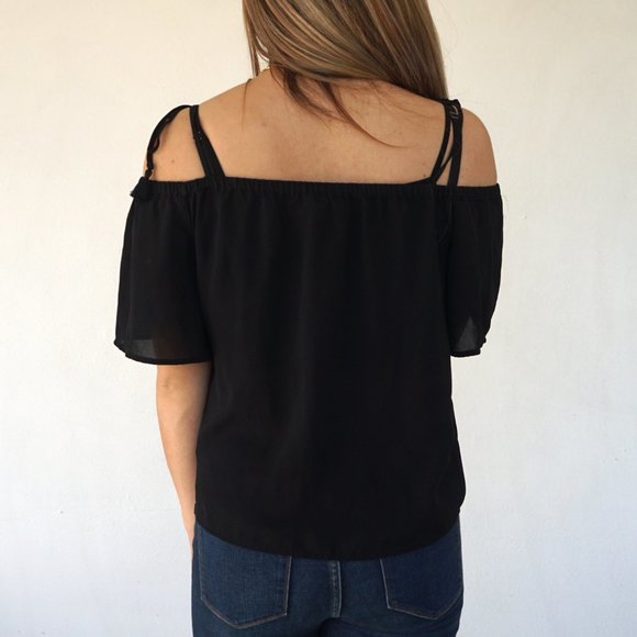 J Crew off the shoulder tassel chiffon top size 0. - Picture 3 of 6